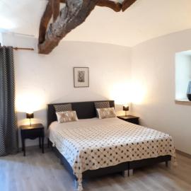 Domaine de Merugat Chambre d'Hôtes, hotel em Valeilles