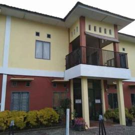 Penginapan Syariah, hotel v destinácii Parit