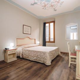 Hotel Astoria, hotel v destinaci Cremona