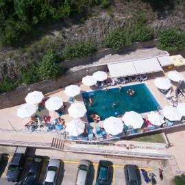 Nymfes Hotel, hotel Káto Lutrákiban