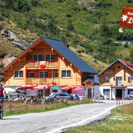 Albergo Ristorante Le Alpi, hotel en La Frua