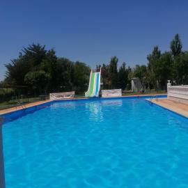 Camping Cubillas, hotel Cubillas de Santa Martában