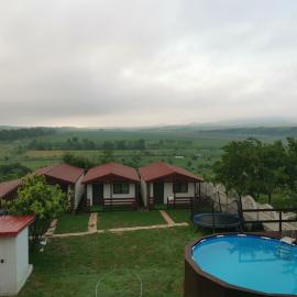 La 3 Casute, hotel v destinácii Nufăru