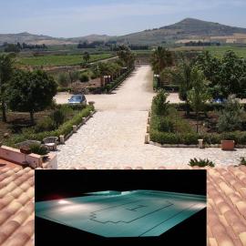 Villa delle Palme Delfina - parking Piscina a 10 minuti dal centro e dal mare, khách sạn ở Trapani