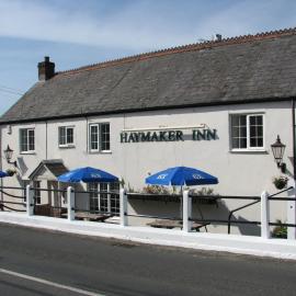 The Haymaker Inn, hotel in Chard