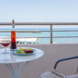 Sole Mare Seaside Apartments, hôtel à Gouves
