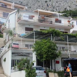 Apartments Gabi, hotel a Omiš
