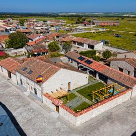 Lagar de Justa, hotelli kohteessa Adrados