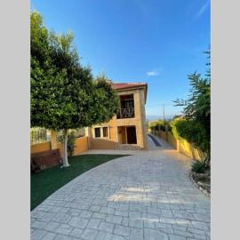 SENTOYKI VILLAGE HOME - ΜΟΝΟΚΑΤΟΙΚΙΑ ΣΕ ΘΑΛΑΣΣΑ, hotel en Melission