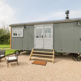 Ridgeway: Faringdon şehrinde bir otel
