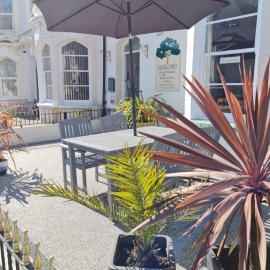 Glascoed Guest House