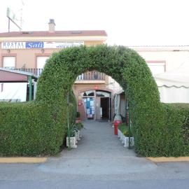 Hostal Sali، فندق في بيلامْبرافو