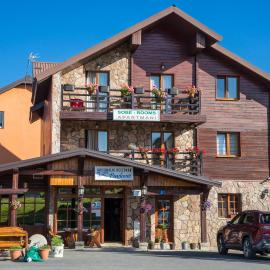 Hotel Pavlović, hótel í Žabljak