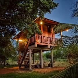 Sarada lagoon view cabana, hotel Hungama városában