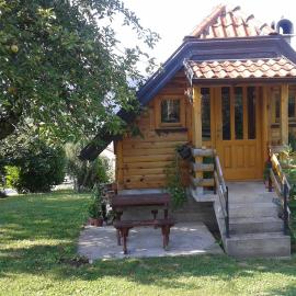 Brvnara Lug, apartman