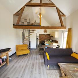 La Suite du Hameau, hotel en Sierville