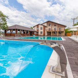 Sofion hotel&resort, ξενοδοχείο σε Solotvyno