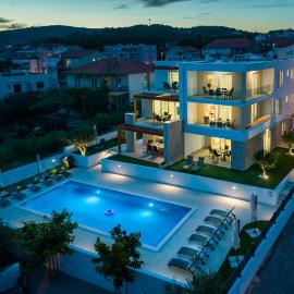 Villa Corcovado with Heated Pool, hotel in Vodice