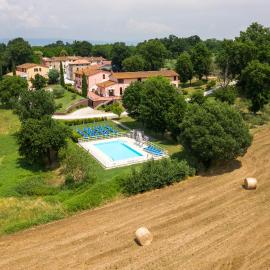 Corte Tommasi Residence, hotel in Orentano