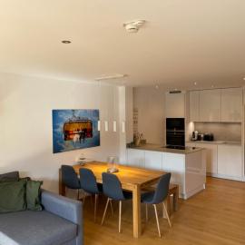 Moderne Wohnung im Botenwirt Top 6"Almhütte", hotel i Hinterthal