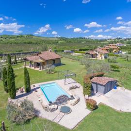 Villa Cipresso by Interhome, hotel en Sutri