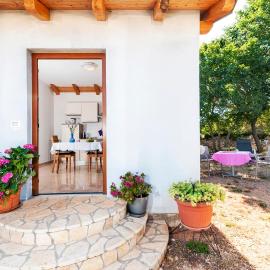 House Lena - 800 m from the sea