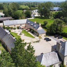Domaine Utah Beach - Le Grand Hard، فندق في سانت-ماري-دو-مونت