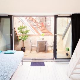 Stylish Terrace Apartment in Antwerp, hotel en Amberes