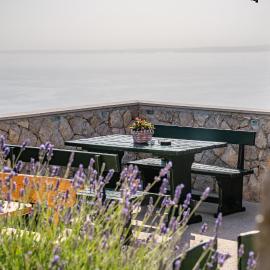 Apartman Nono Tone, hotel Lubenicében