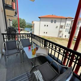 Apartmani Tašić Lakeview Suite