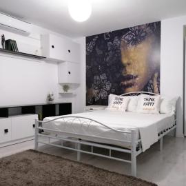 Alexandra House, hotel in Costinesti