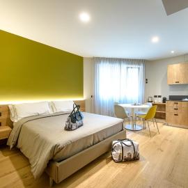 SANMARTINO SUITE, hotel a Tirano