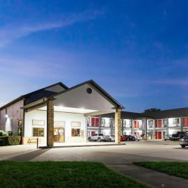 Palace Inn and Suites Baytown, hotel in Baytown