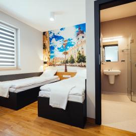 blue hotel โรงแรมในกาลิช