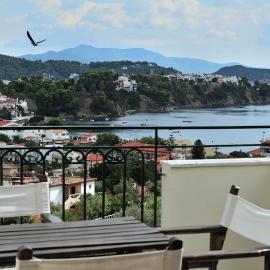 Eye Q Resort Seaview, hotell sihtkohas Skiáthos