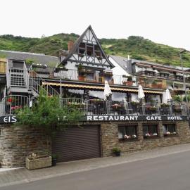 Hotel Restaurant Zum Valwiger Herrenberg、ヴァルヴィヒのホテル