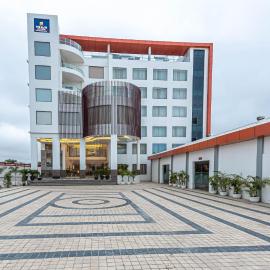 The Elite Lucknow Convention Hotel, hotel v destinaci Lakhnaú