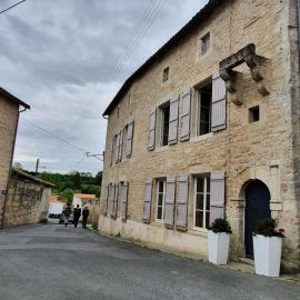 Maison Fossemagne, hotel i Melle