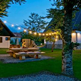 B&B Plitvice Holiday Lodge, hotel di Plitvička Jezera