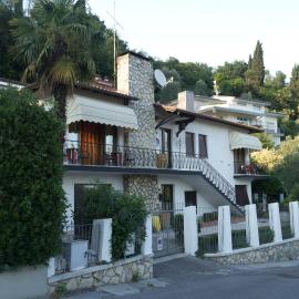 Guest House Villa de Ros, hotel a Salò