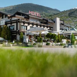 Relais Bayard, hotel em Susten