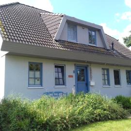 Ferienwohnung Born am Darßwald OG, hotelli kohteessa Born
