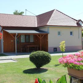 U Mami, hotel in Veľký Meder