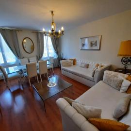 Apartments Center Colmar 5, hotel en Colmar