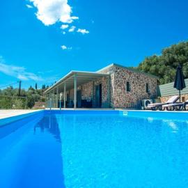 Villa Afrato Calma in Trapezaki-private pool -2 BR