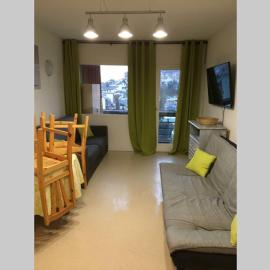 Superbe Appartement au pied des pistes 25m2, Hotel in Bolquere