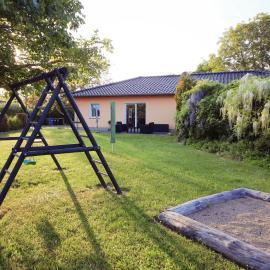 Ferienhaus Am Anger, hotel Gustowban