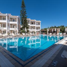 Maistrali Hotel Zante, hotel v destinaci Tragaki