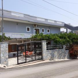 Villa Reshat Caca, hotel a Ksamil