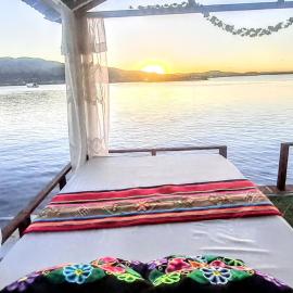 Uros Amaru Marka Lodge, отель в городе Урос